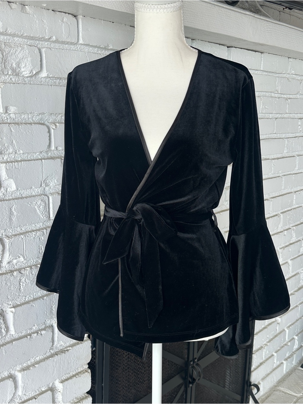 Dalia Black Velvet Wrap Top Bell Sleeve Tie Waist Dramatic whimsigoth - Size S